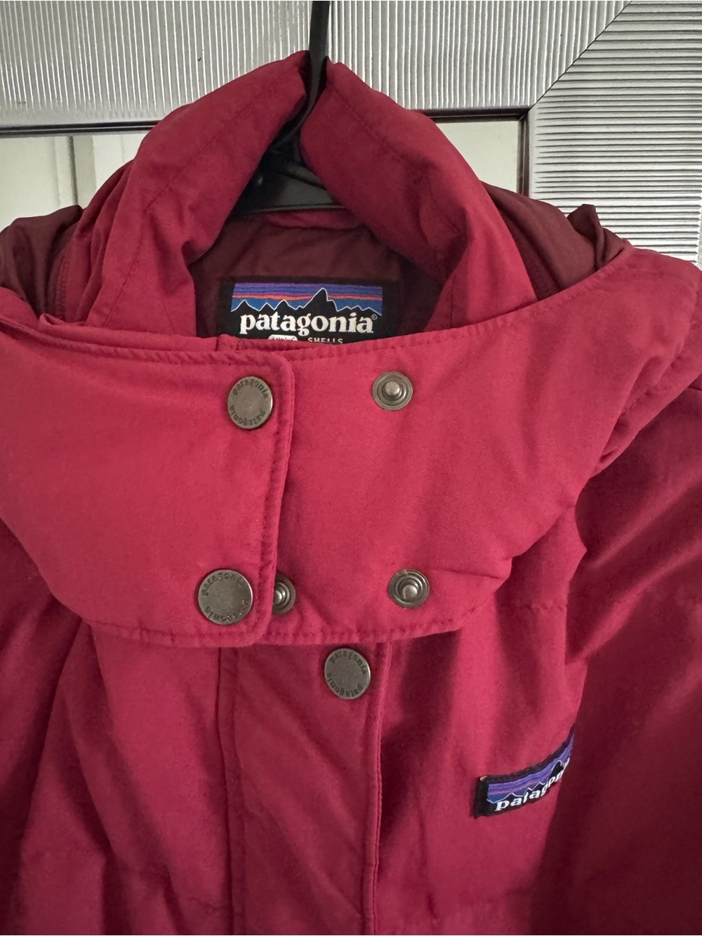 Patagonia Women's Deep Red Quilted Puffer Coat - Picture 5 of 7